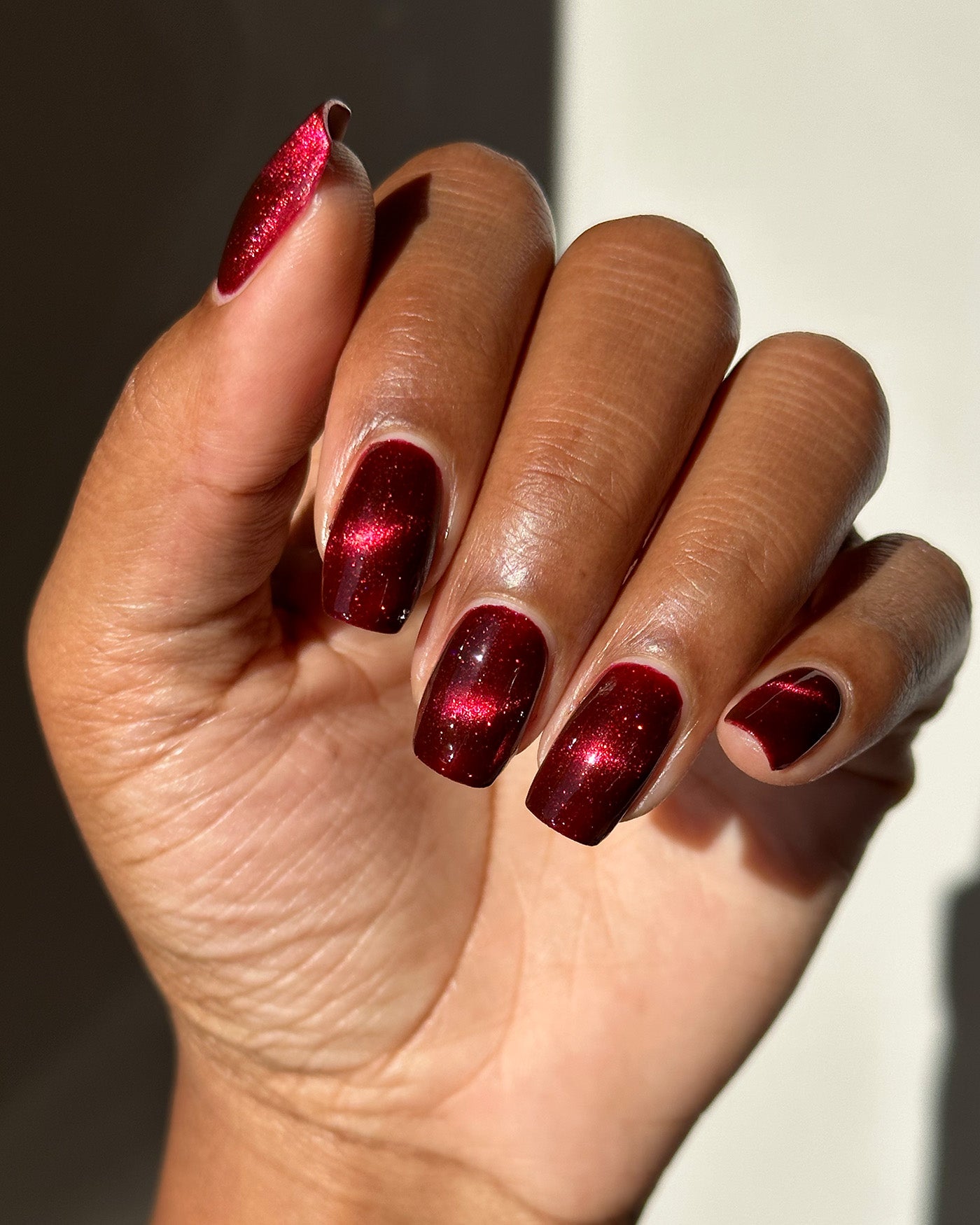 BRING THE SHORT NAILS SHAPE TO ANOTHER LEVEL MANICURE